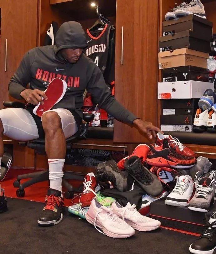 越位且对门 越位且对门